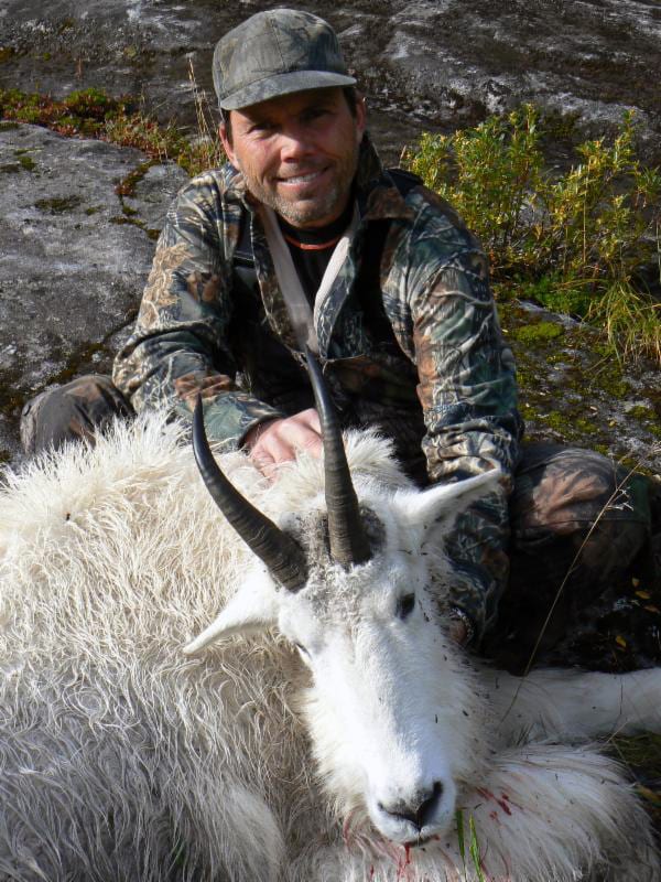 Southeast-Alaska-Mountain-Goat-Boat-Hunt-Billy