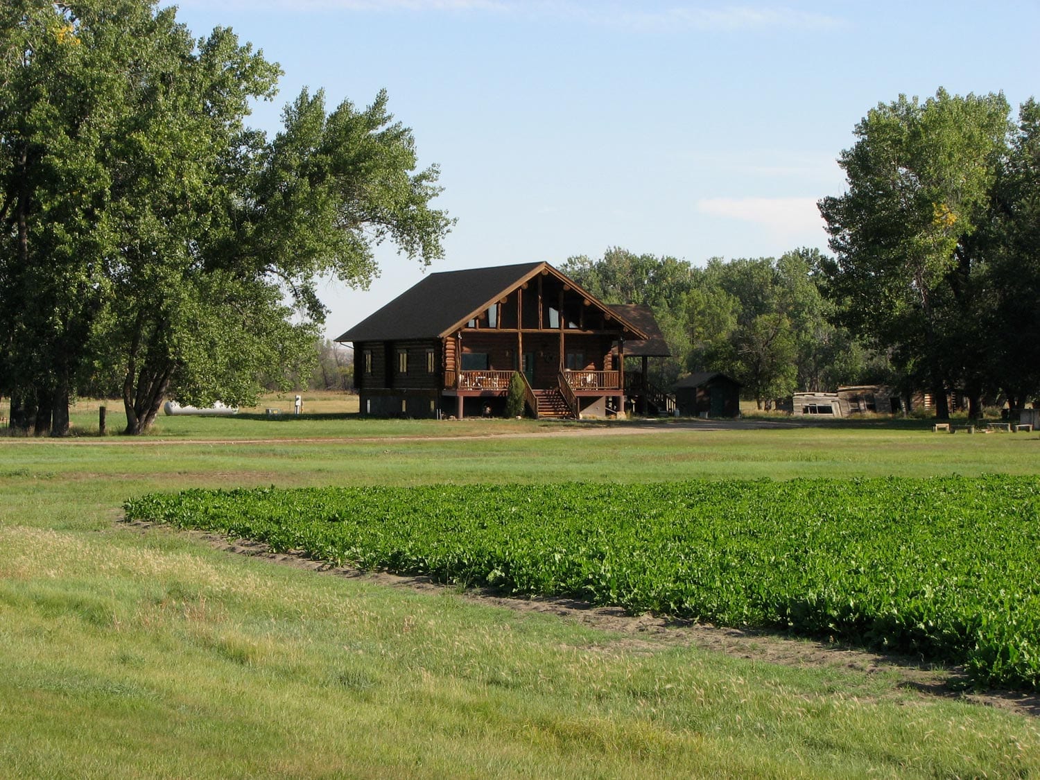 Montana River Ranch lodge