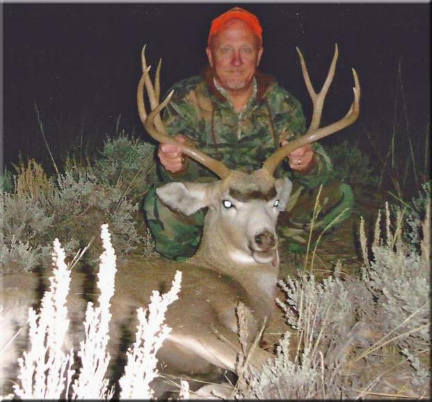 Don's 4th Buck with Sweetwater Outfitters.  Another Dandy, Bigger Each Hunt..