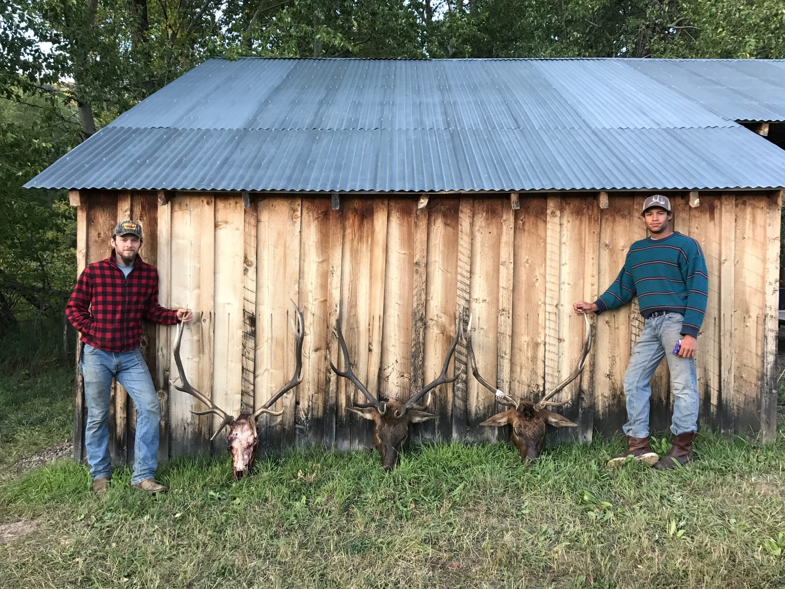 elk hunters, guides