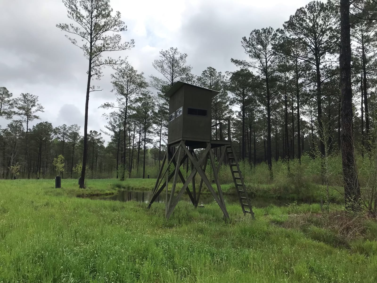 Deer Hunting Stand image - Alabama