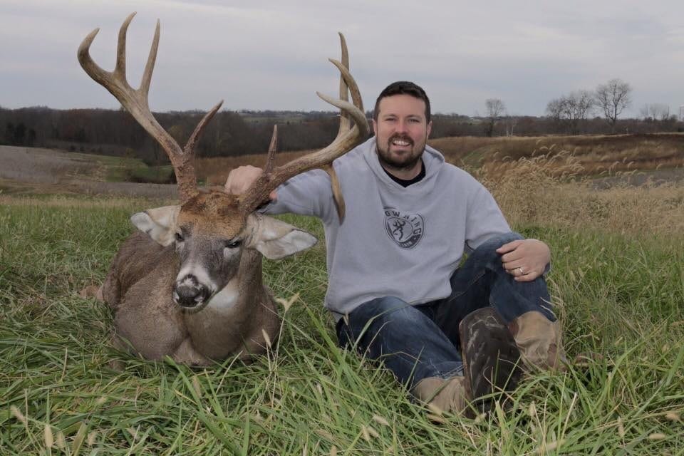 Kansas whitetail hunts